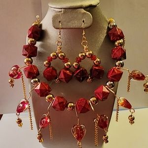 Necklace and earring sets